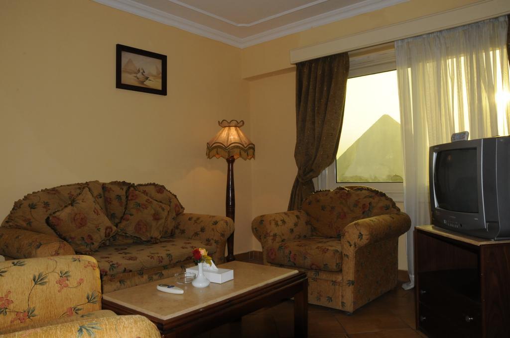 Tiba Pyramids Hotel Giza Dış mekan fotoğraf